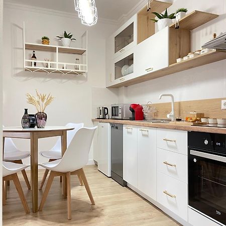 Kesa Apartment คอร์เชอ ภายนอก รูปภาพ